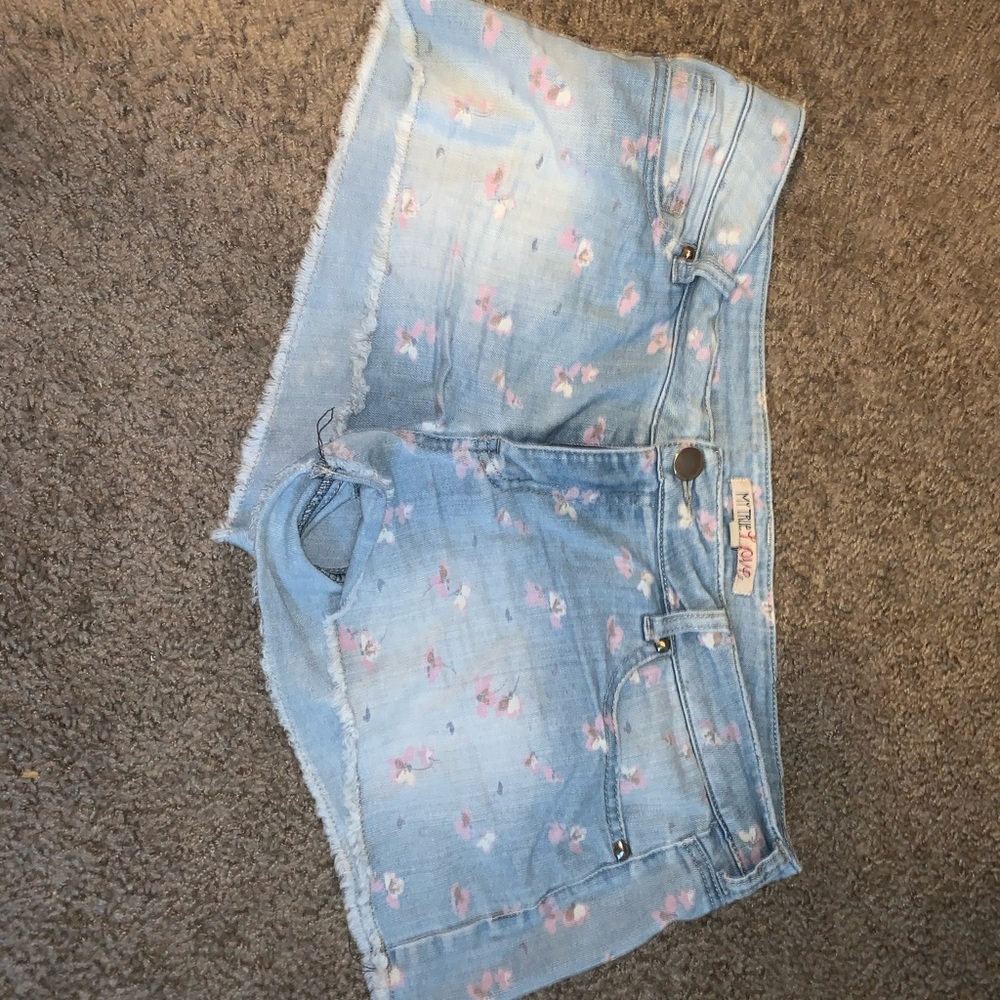 Jean. Shorts!
